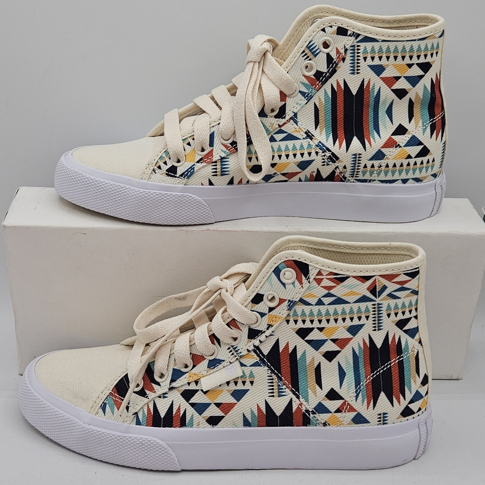 DC Womens Shoes Manual HI TXSE Beige Multicolor Size 7.5 Canvas Aztec Pattern